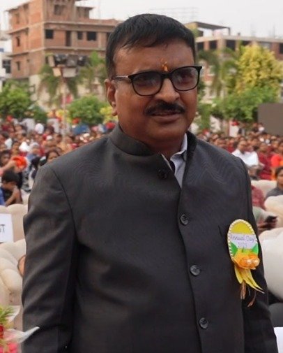 WhatsApp Image 2025-11-25 at 12.09.35